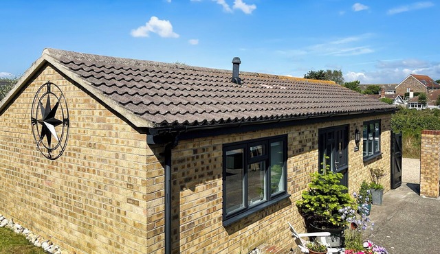 1 bedroom accommodation in Pagham near Bognor Regis