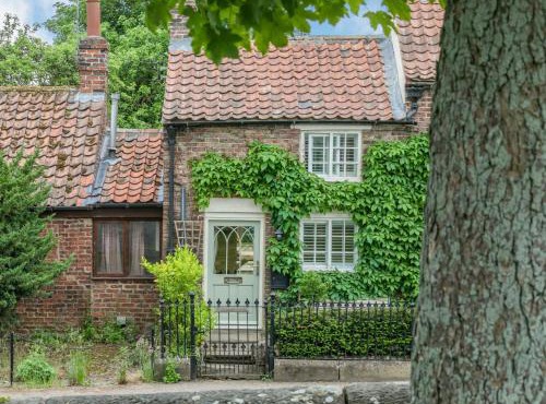 1 Bed in Normanby 79105