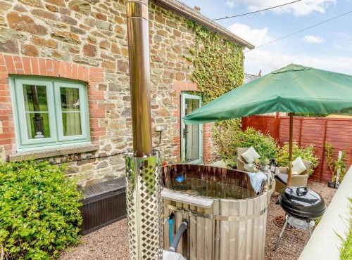 1 Bed in Sheepwash 00782