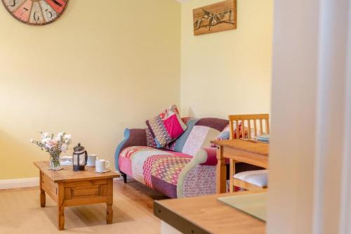 1 Bed in Stowting oc-s34804