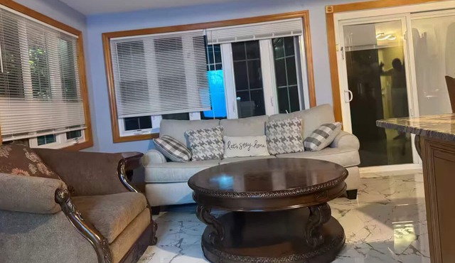 1 Bed in Valley Stream NY Peaceful Residential Area - 10 minutes from JFK