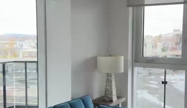 1-Bed Luxury Condo with Canal Views in Griffintown, Montréal