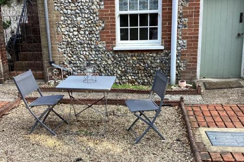 1 bed-Sleeps 4-Garden-Near Snetterton Circuit