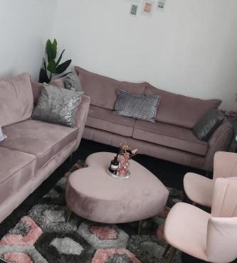 1 Bed - Sleeps 4 - Wolverhampton City Centre