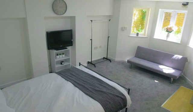 1 Bed Studio - Leamington Spa