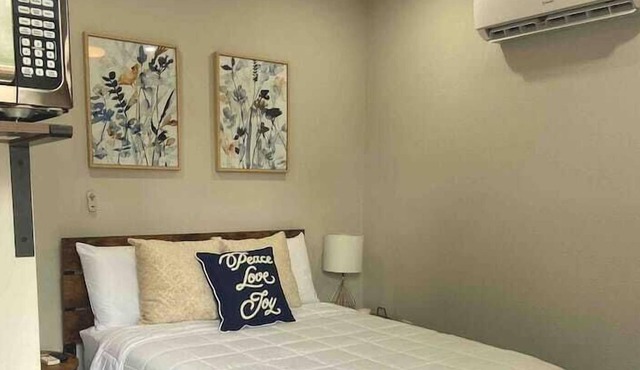 1 Bedroom 665053 by Houzlet