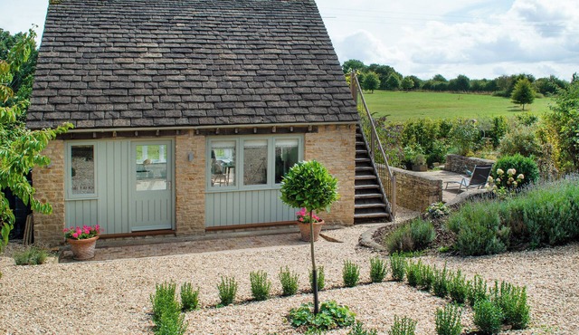 1 bedroom accommodation in Near Cirencester