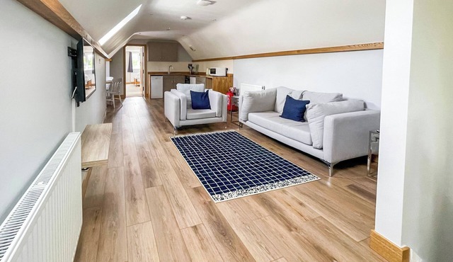 1 bedroom accommodation in Child Okeford, near Blandford Forum