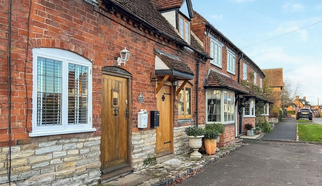 1 bedroom accommodation in Aston Cantlow, near Stratford-upon-Avon