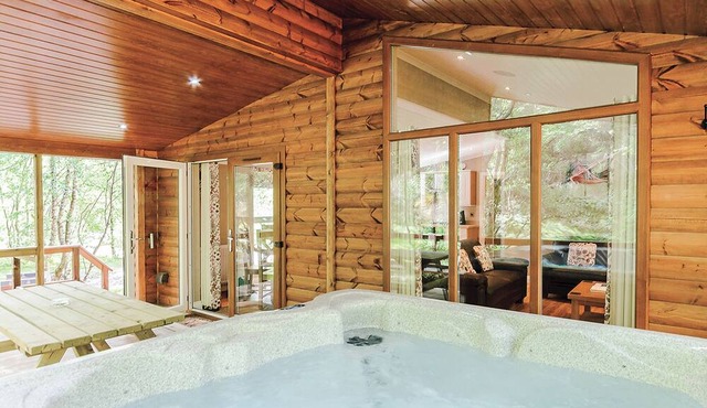 1 bedroom accommodation in Freehay, Cheadle