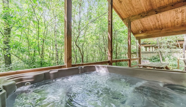 1 bedroom accommodation in Freehay, Cheadle