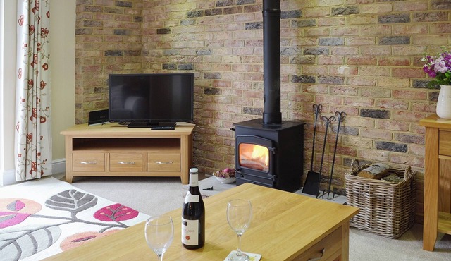 1 bedroom accommodation in Pembury, near Tunbridge Wells