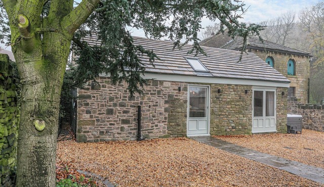 1 bedroom accommodation in Littleborough