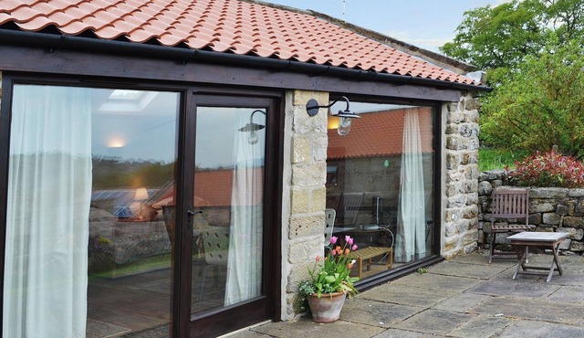 1 bedroom accommodation in near Castleton