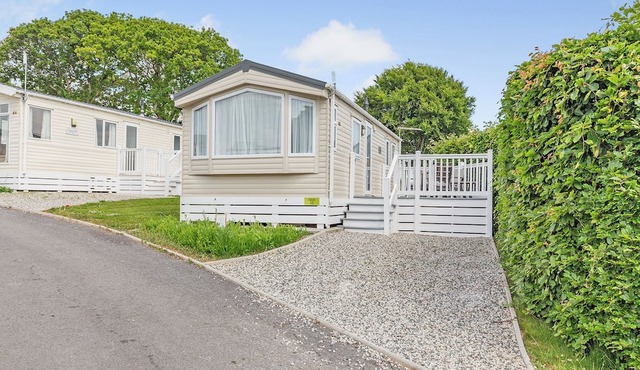 1 bedroom accommodation in Nr St Austell