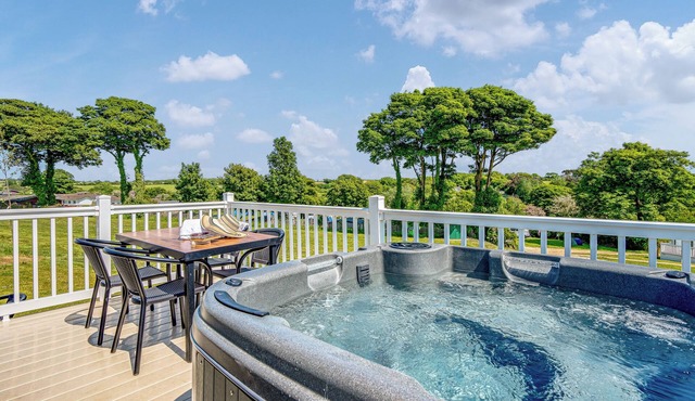 1 bedroom accommodation in Nr St Austell