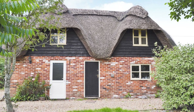 1 bedroom accommodation in Burgate, near Fordingbridge