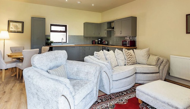 1 bedroom accommodation in Hatfield Woodhouse, Nr. Doncaster