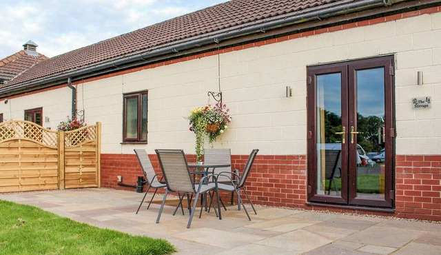 1 bedroom accommodation in Hatfield Woodhouse, Nr. Doncaster