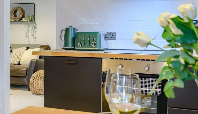 1 bedroom accommodation in Gilwern, near Abergavenny