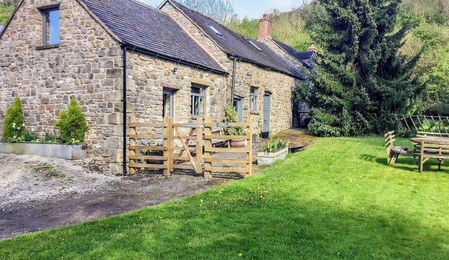 1 bedroom accommodation in Waterhouses, near Leek