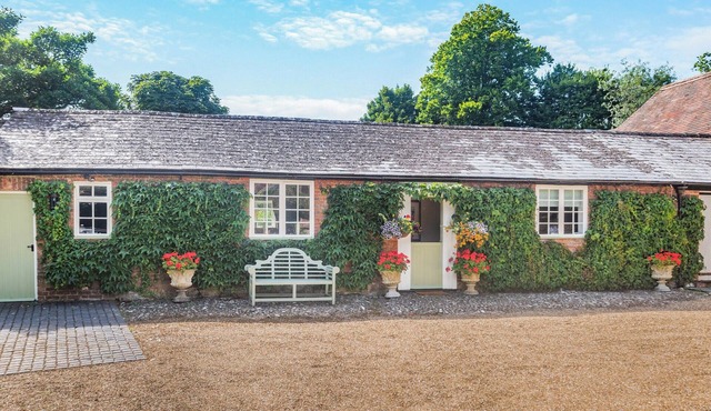 1 bedroom accommodation in Over Wallop, near Stockbridge