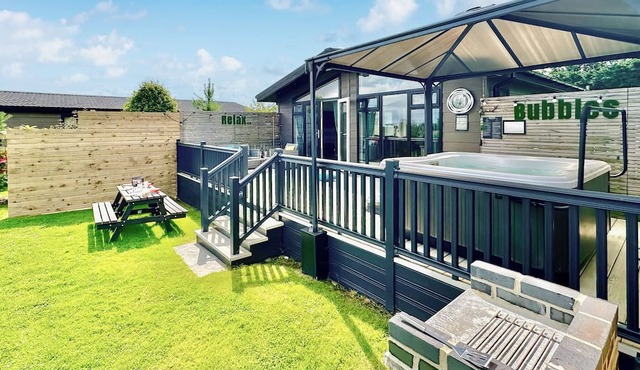 1 bedroom accommodation in Raywell, Beverley