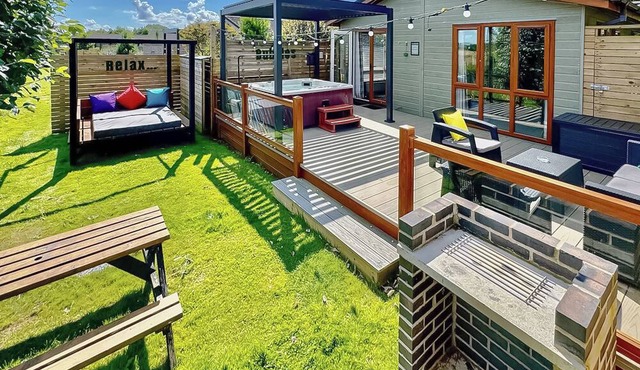 1 bedroom accommodation in Raywell, Beverley