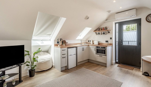 1 bedroom accommodation in Minsterley