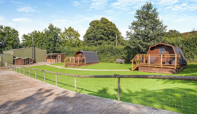 1 bedroom accommodation in Llandyfan, Ammanford