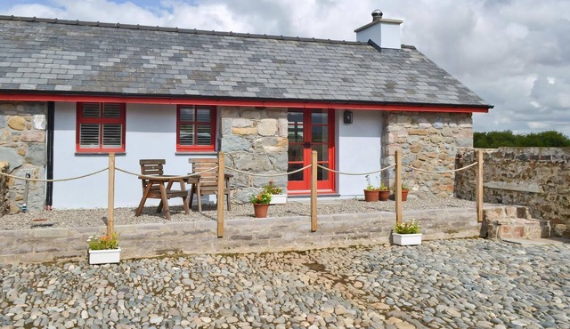 1 bedroom accommodation in Llandwrog, near Caernarfon