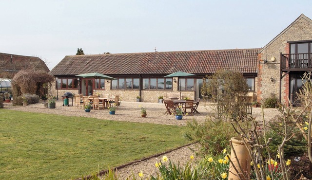 1 bedroom accommodation in Lower Stanton St. Quintin, near Chippenham