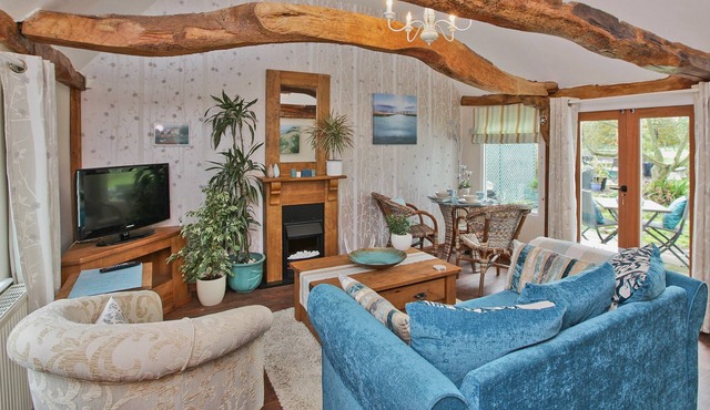 1 bedroom accommodation in Langham, near Colchester