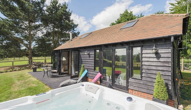 1 bedroom accommodation in White Colne, near Colchester