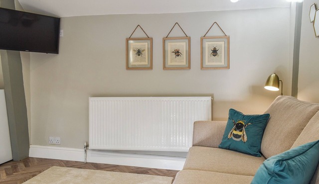 1 bedroom accommodation in Dronfield