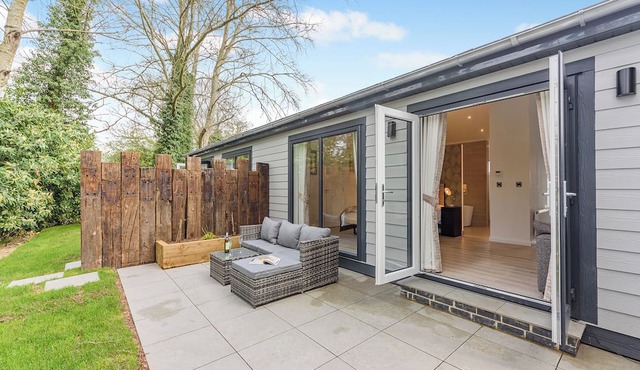 1 bedroom accommodation in Faringdon