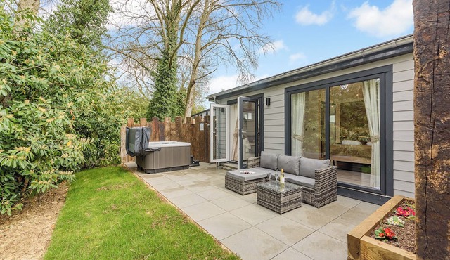 1 bedroom accommodation in Faringdon