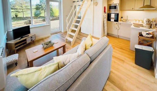 1 bedroom accommodation in Groes-pluen, near Welshpool