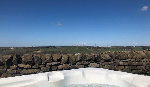 1 bedroom accommodation in Quernmore, near Lancaster