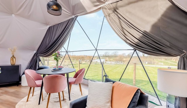 1 bedroom accommodation in Thurnham, near Lancaster