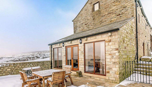 1 bedroom accommodation in Don View, near Dunford Bridge