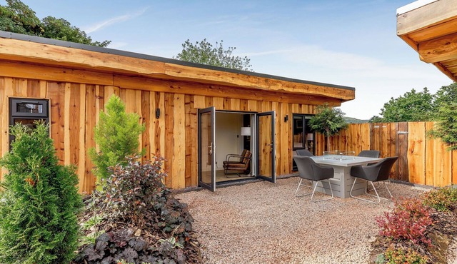 1 bedroom accommodation in Llagadfan, Welshpool