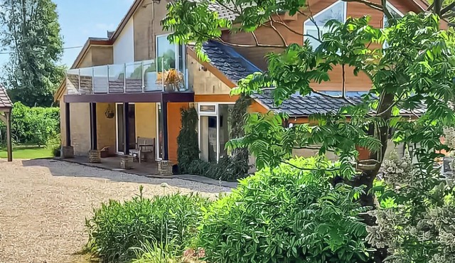 1 bedroom accommodation in Wincanton