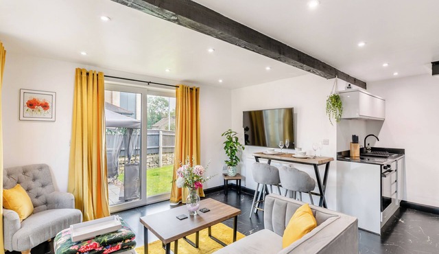 1 bedroom accommodation in Silsden, near Skipton