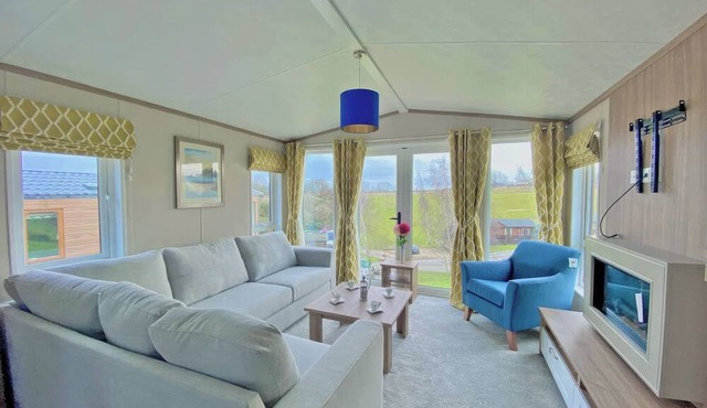 1 bedroom accommodation in Tunstall, Richmond