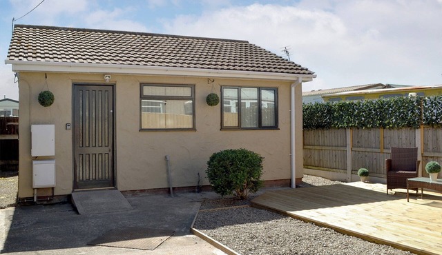 1 bedroom accommodation in Towyn, near Rhyl