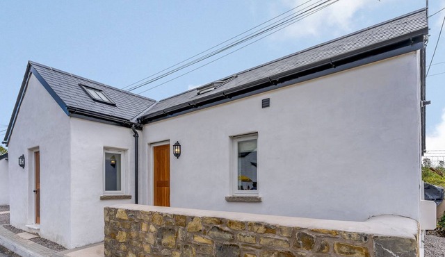 1 bedroom accommodation in Monknash, near Cowbridge