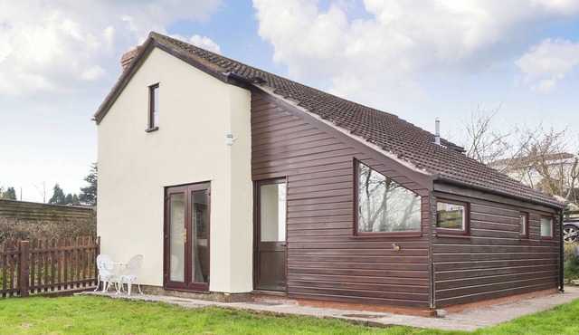 1 bedroom accommodation in Drybrook, near Gloucester