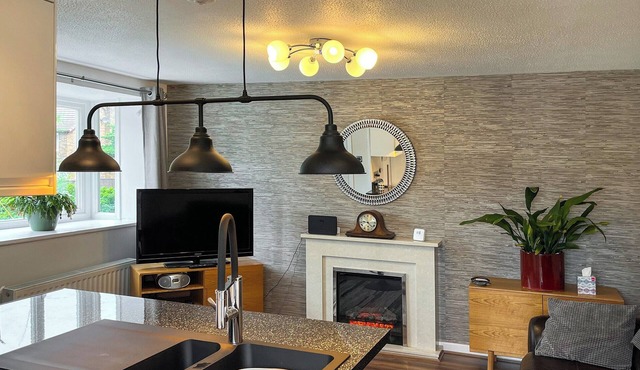 1 bedroom accommodation in Glossop