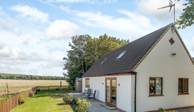 1 bedroom accommodation in Dunston, near Lincoln